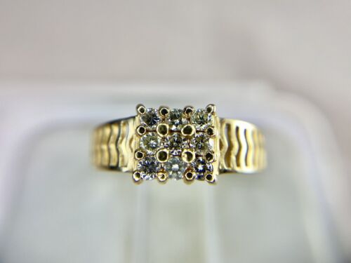 Vintage 14k Yellow Gold Natural Round Brilliant Diamond Cluster Cocktail Ring