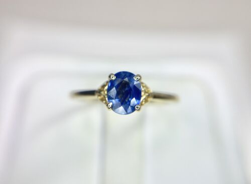 Vintage 14k Yellow Gold Natural Oval Blue Sapphire Solitaire Ring