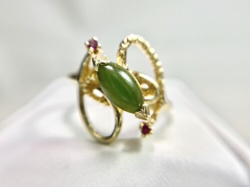 Vintage 10k Yellow Gold Marquise Green Jade Round Red Ruby Cocktail Ring