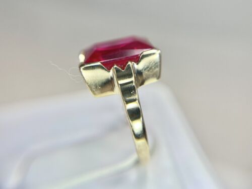 Vintage 10k Yellow Gold Rectangle Radiant Cut Pink Gemstone Solitaire Ring