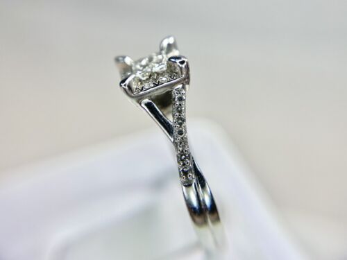 10k White Gold Designer Natural Princess Cut Round Diamond Halo Engagement Ring