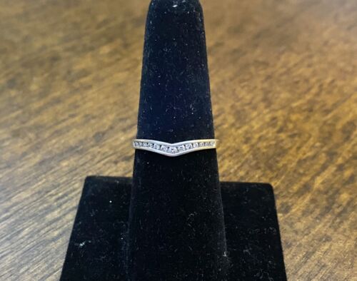 Vintage Estate 14k White Gold Round Brilliant Diamond Curved Wedding Band Ring