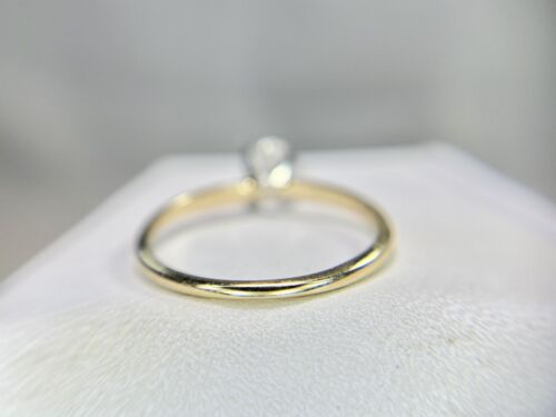 Vintage 14k Yellow Gold Natural Round Diamond Solitaire Engagement Ring