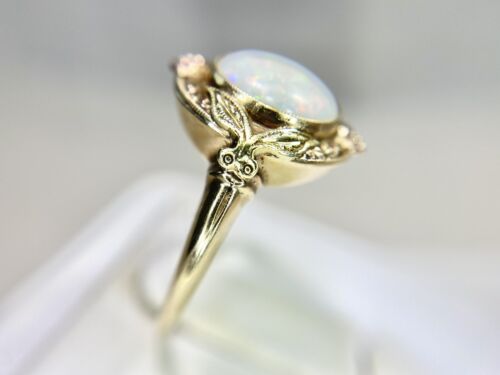 Vintage 10k Yellow Gold Natural Round White Opal Bezel Set Flower Cocktail Ring