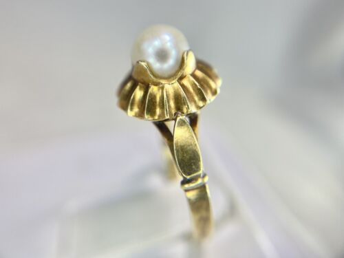 Vintage Art Deco 14k Yellow Gold Round White Cultured Pearl Solitaire Ring