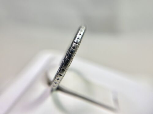 Vintage Art Deco Platinum Hand Engraved Classic Thin Wedding Band Ring