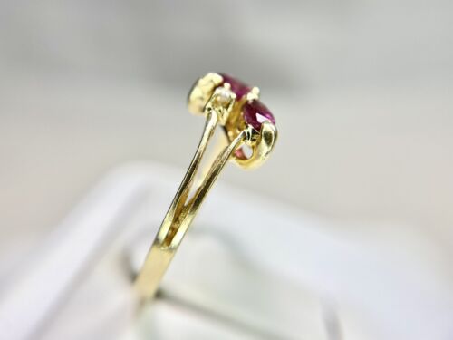 Vintage 14k Yellow Gold Designer Rhodolite Garnet Round Diamond Ring