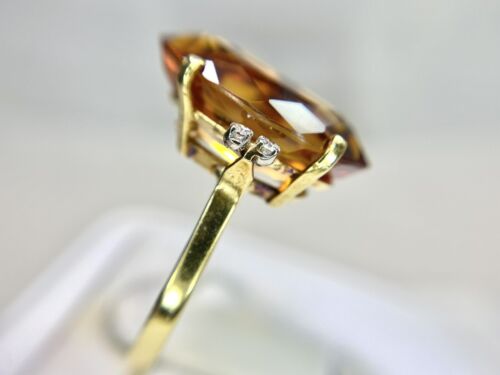 Vintage 18k Yellow Gold Oval Orange Citrine Round Diamond Big Cocktail Ring