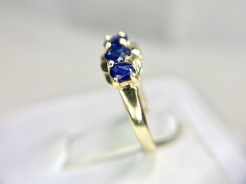 Vintage 14k Yellow Gold Natural Oval Shape Blue Sapphire Band Style Ring