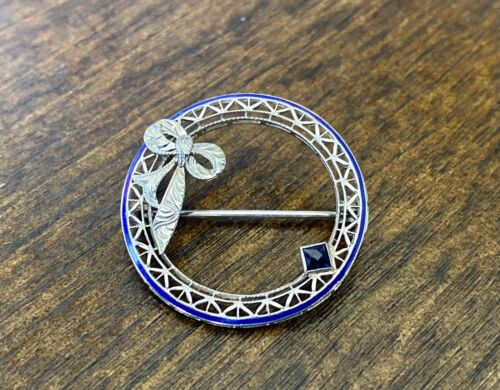 Art Deco 10k White Gold Square Blue Color Sapphire Filigree Ribbon Pin Brooch