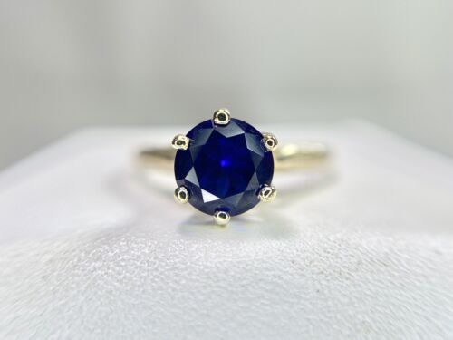 Vintage 14k Yellow Gold Round Royal Blue Sapphire Solitaire Engagement Ring