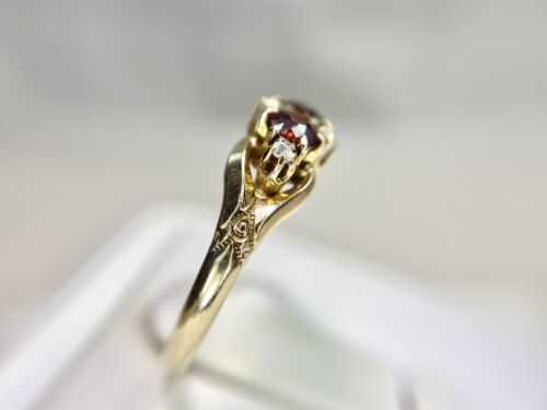 Vintage Victorian 10k Yellow Gold Rhodolite Red Garnet Round Diamond Ring