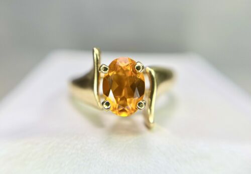 Vintage 14k Yellow Gold Natural Oval Shape Mexican Fire Opal Solitaire Ring