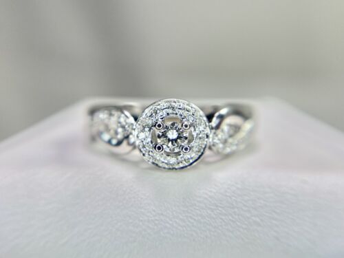 10k White Gold Designer Natural Round Brilliant Diamond Halo Engagement Ring