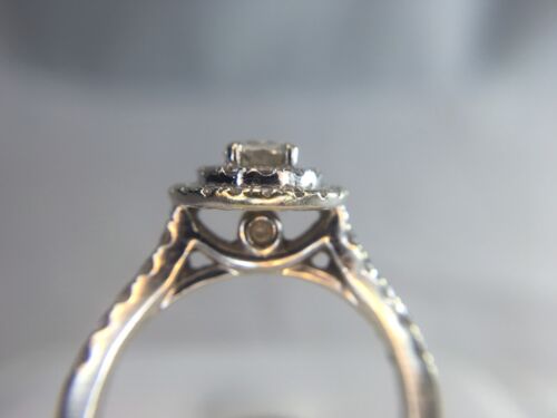 14k White Gold Round Brilliant Diamond Halo Engagement Ring