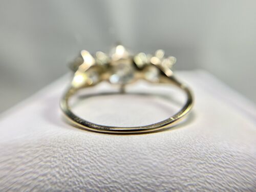 Vintage 14k Yellow Gold Natural Round Diamond Three Stone Engagement Ring