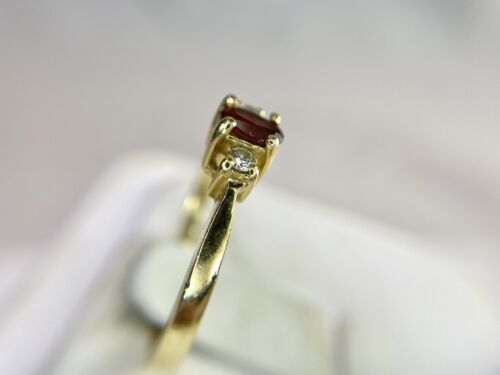 Vintage 14k Yellow Gold Natural Oval Red Rhodolite Garnet Round Diamond Ring