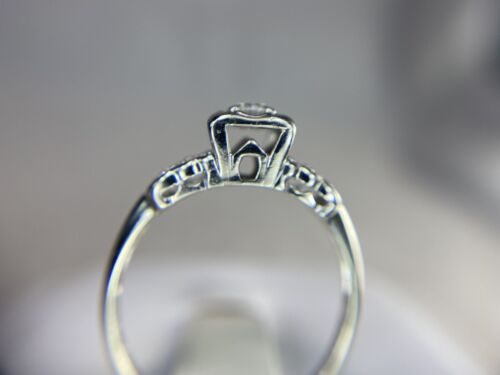 Vintage Designer 14k White Gold Natural Round Diamond Small Engagement Ring