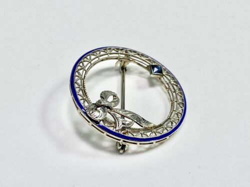 Art Deco 10k White Gold Square Blue Color Sapphire Filigree Ribbon Pin Brooch