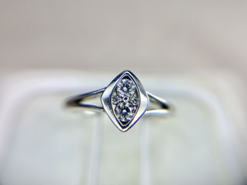 10k White Gold Natural Round Brilliant Diamond Cluster Set Engagement Ring