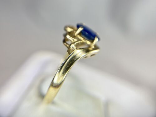 Vintage 14k Yellow Gold Natural Oval Blue Sapphire Solitaire Abstract Style Ring