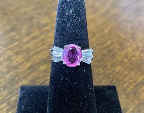 14k White Gold Natural Oval Pink Sapphire Baguette Diamond GIA Certified Ring