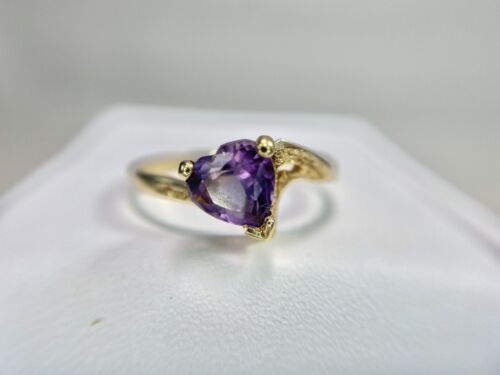 Vintage Estate 10k Yellow Gold Heart Shape Purple Amethyst Solitaire Ring