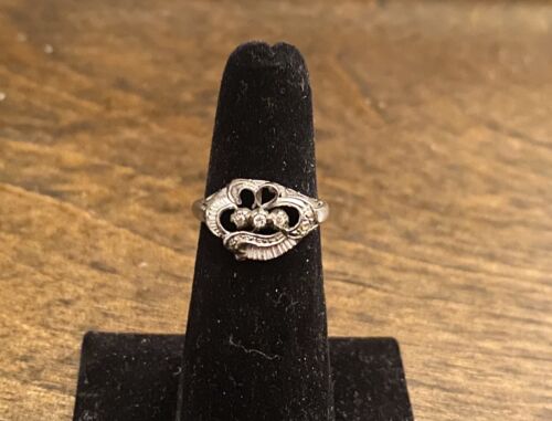 Vintage Art Deco 10k White Gold Round Single Cut Diamond Filigree Cocktail Ring