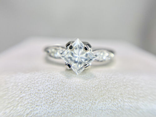 Vintage 14k White Gold Natural Princess Cut Round Diamond Engagement Ring