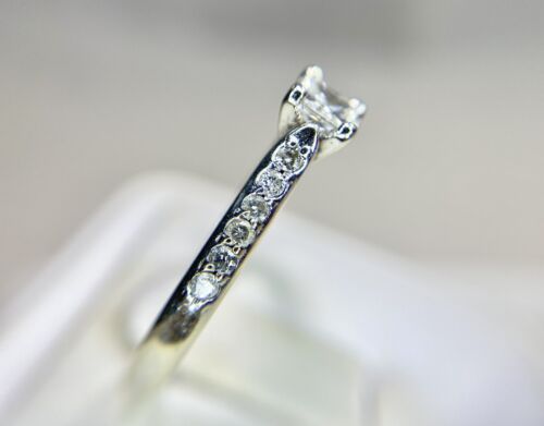 14k White Gold Natural Princess Cut Round Diamond Engagement Ring