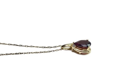 Vintage 10k Yellow Gold Designer Pear Shape Rhodolite Garnet Pendant Necklace