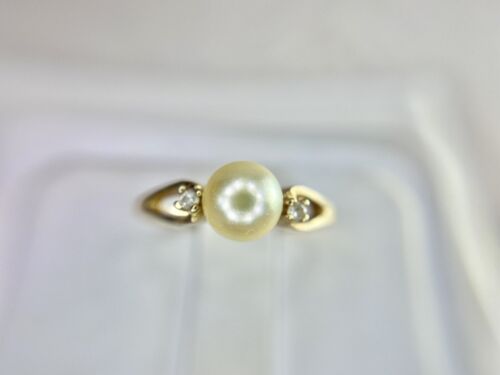 Vintage 10k Yellow Gold Round Cultured White Pearl Round Diamond Classic Ring