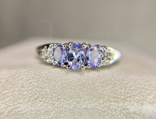 Vintage 10k Natural Oval Purple Tanzanite Round Single Cut Diamond Ring