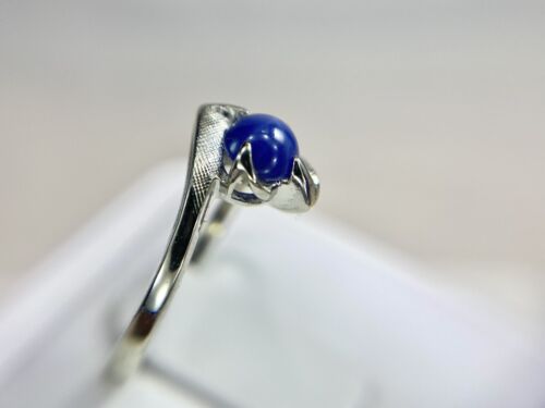 Vintage 10k White Gold Round Blue Star Sapphire Small Bypass Solitaire Ring