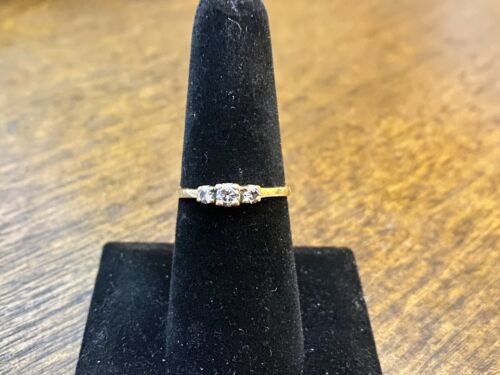 Vintage 14k Yellow Gold Natural Round Diamond Three Stone Small Engagement Ring