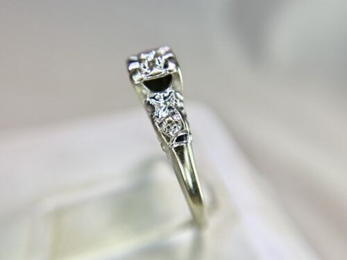 Vintage 14k White Gold Natural Round Brilliant Diamond Small Engagement Ring