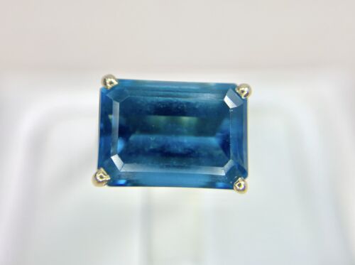 Vintage 14k Yellow Gold Designer Emerald Cut Blue Topaz Solitaire Cocktail Ring