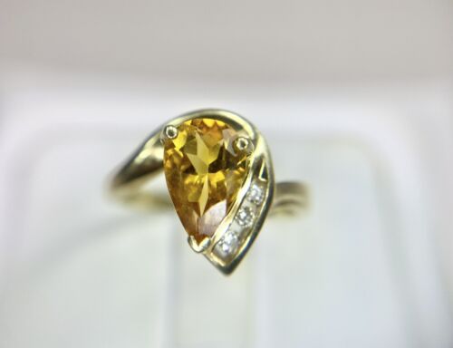 Vintage 10k Yellow Gold Natural Pear Shape Yellow Citrine Round Diamond Ring