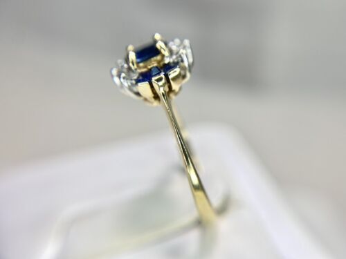 Vintage 14k Yellow Gold Natural Oval Blue Sapphire Round Single Cut Diamond Ring