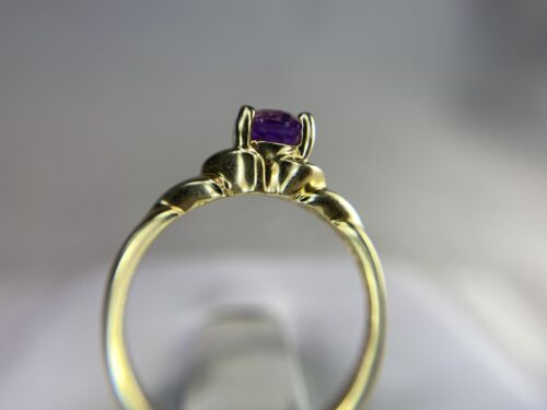 Vintage 14k Yellow Gold Natural Oval Shape Purple Amethyst Solitaire Ring