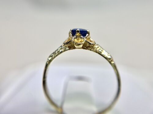 Art Deco 14k Yellow Gold Natural Round Blue Sapphire Flower Solitaire Ring