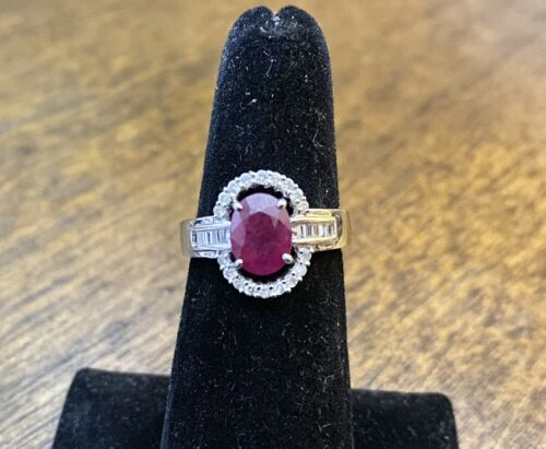 Vintage 14k White Gold Natural Oval Red Ruby Round Baguette Diamond Ring