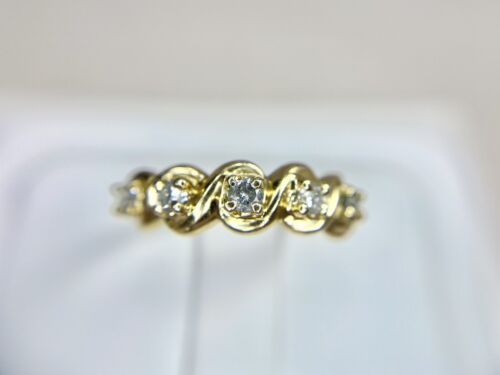 Vintage 14k Yellow Gold Natural Round Brilliant Diamond Five Stone Band Ring