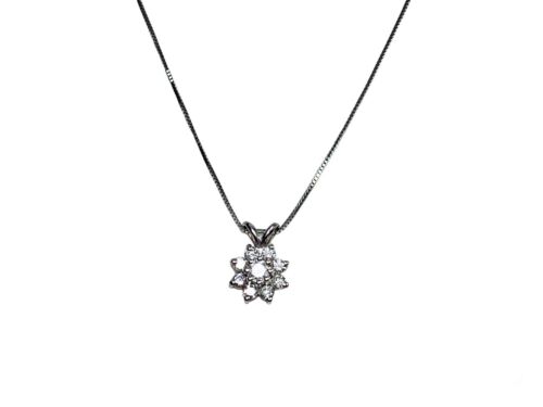 14k White Gold Natural Round Diamond Flower Shape Pendant Necklace