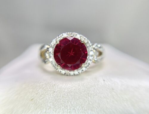 14k Yellow Gold Round Pink Gemstone Round Diamond Halo Ring