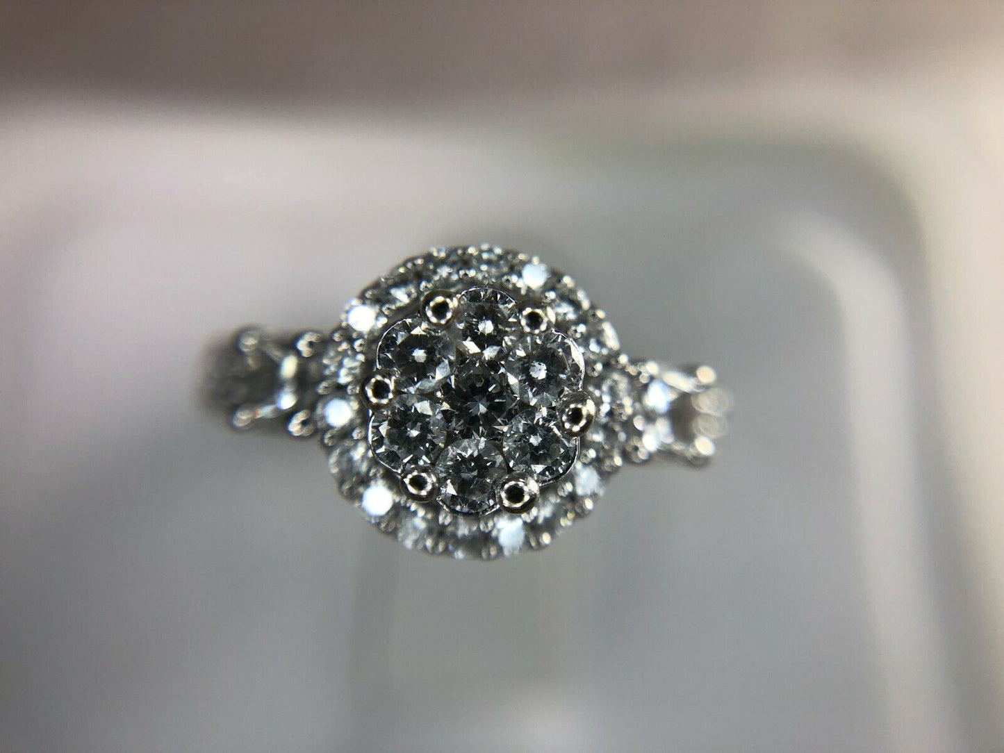 10k White Gold Round Brilliant Diamond Cluster Halo Style Engagement Ring 3/4 ct