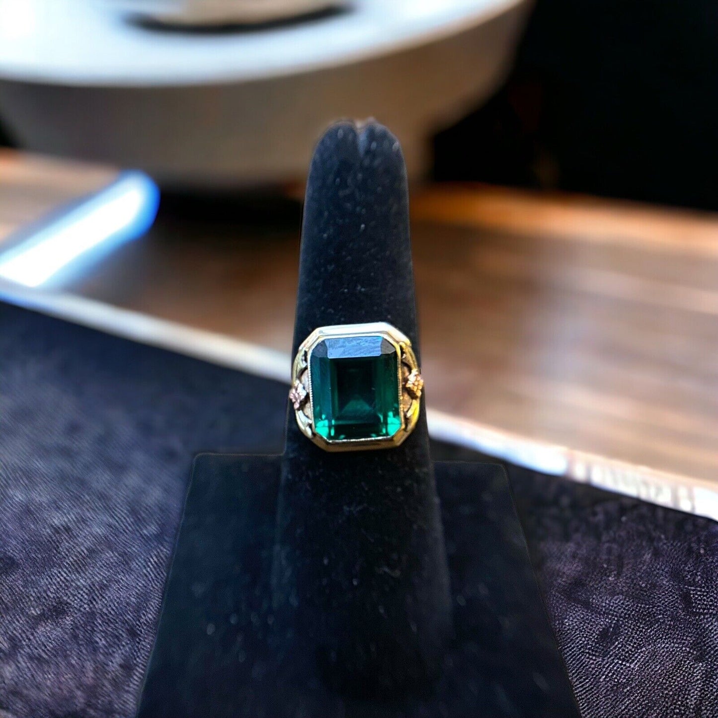 Vintage Art Deco 14k Yellow Gold Handcrafted Green Emerald Bezel Set Ring