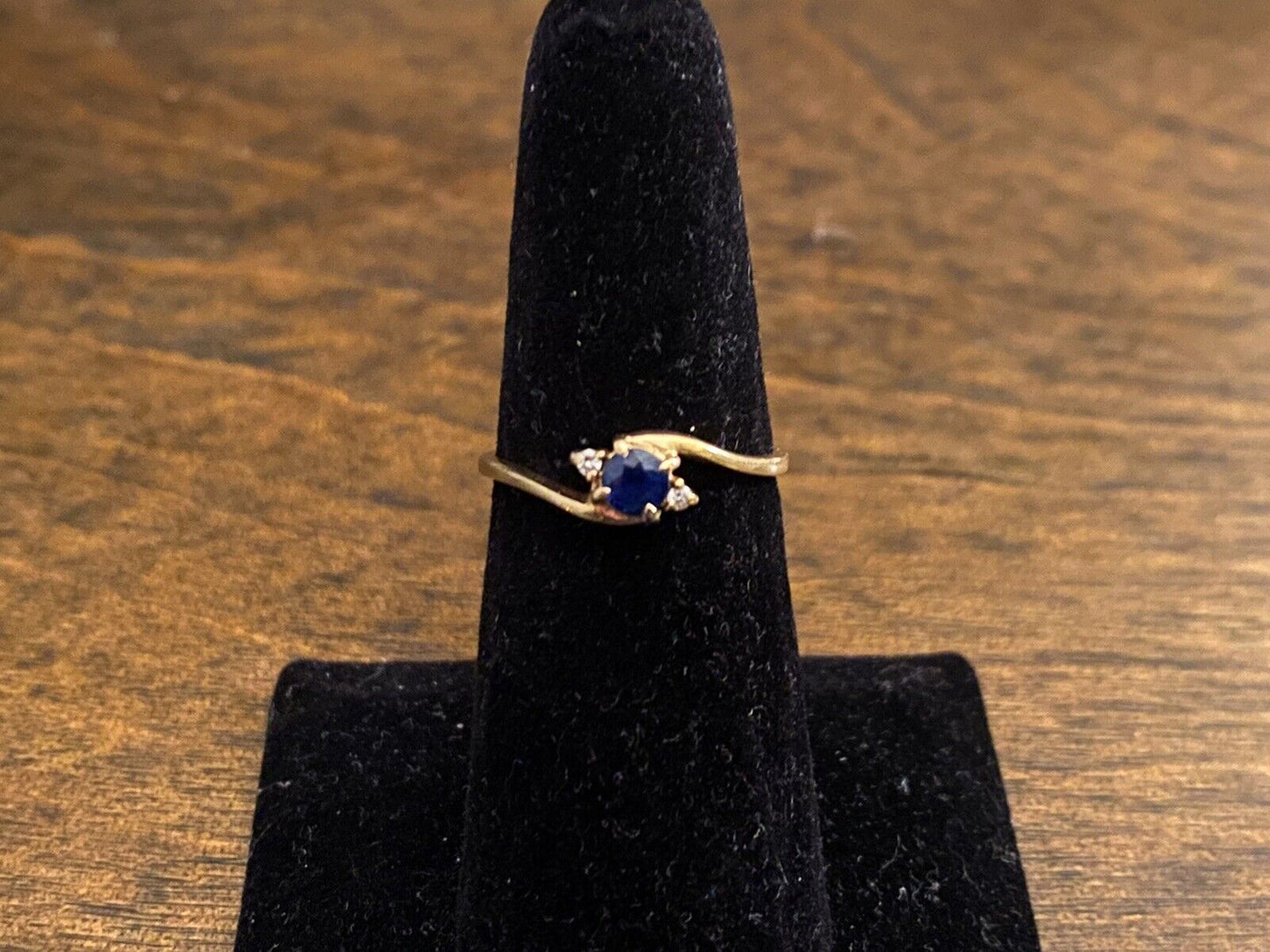 Vintage 14k Yellow Gold Natural Round Blue Sapphire Diamond Small Bypass Ring