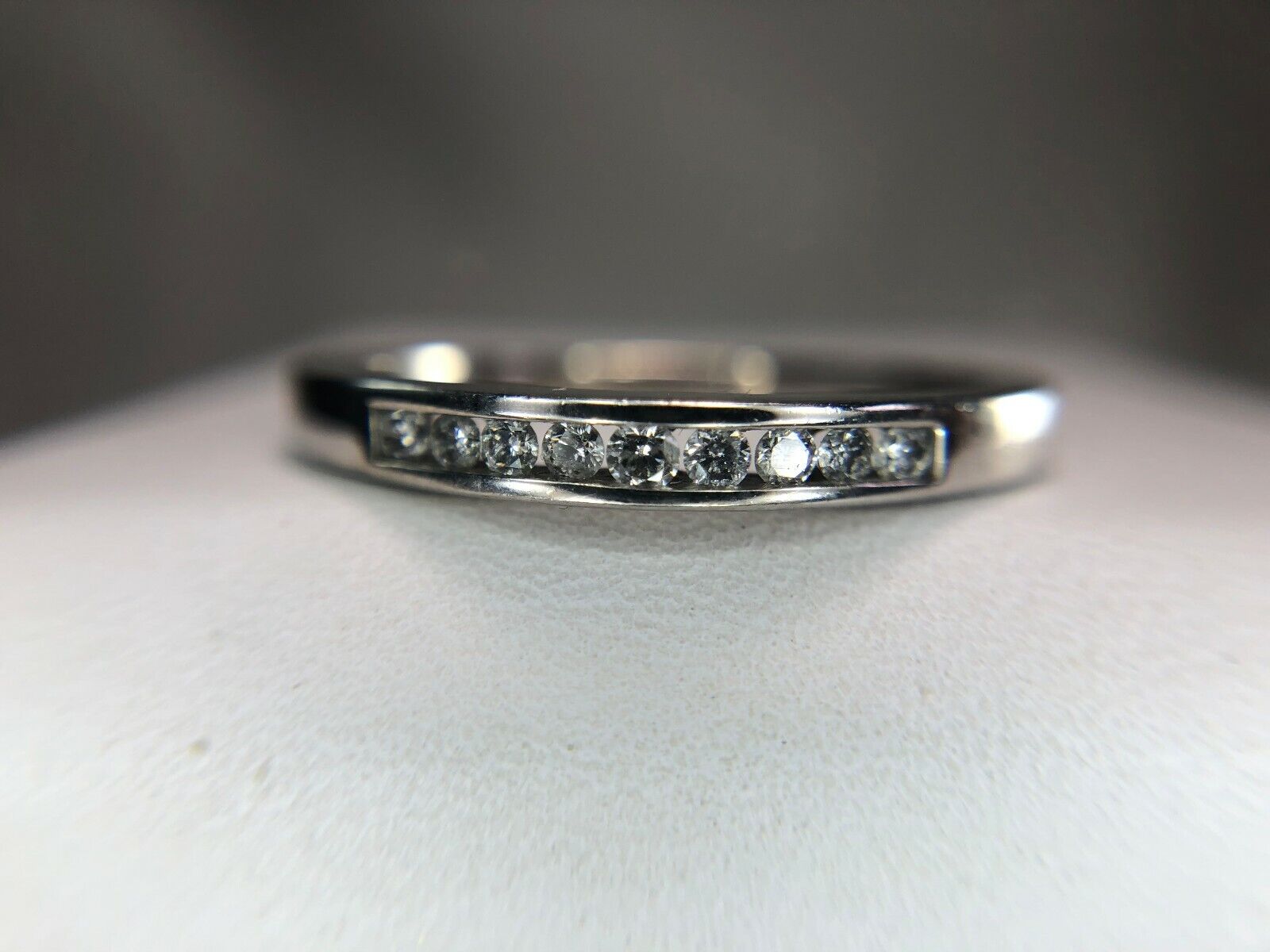 14k White Gold Round Brilliant Diamond Channel Set Wedding Band Ring 1/5 ct