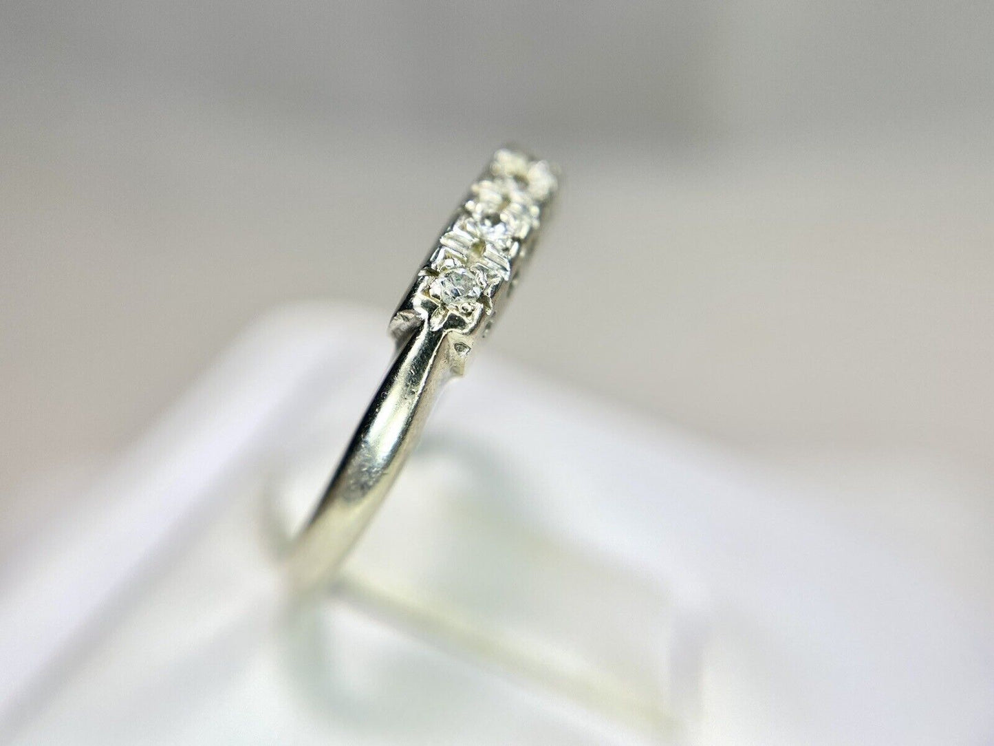 Vintage 14k White Gold Natural Round Single Cut Diamond Wedding Band Ring